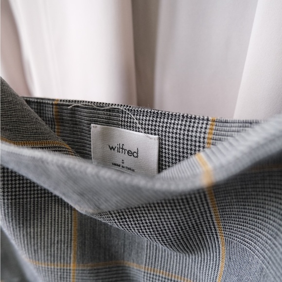 Aritzia • Wilfred Isabelle sleeveless plaid dress - Picture 2 of 8